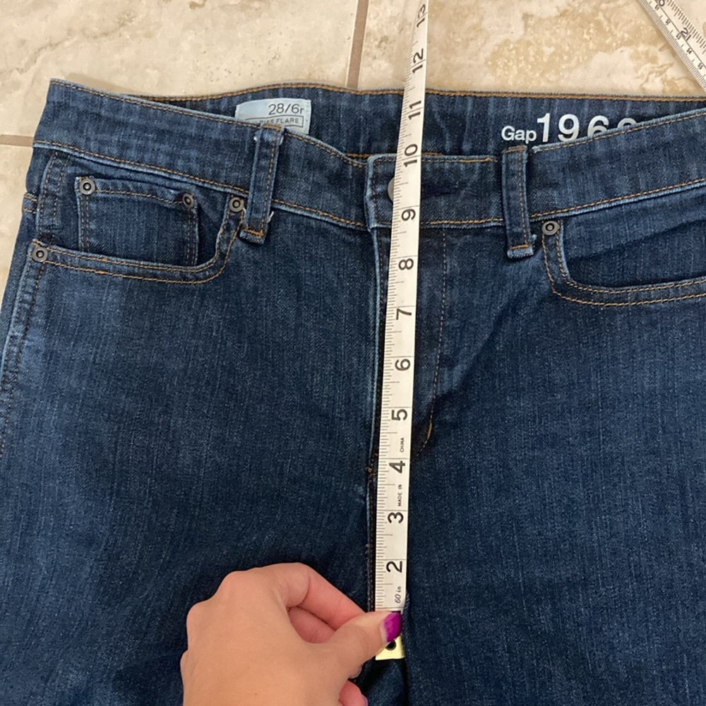 GAP High Rise Flare Jeans - Picture 9 of 10